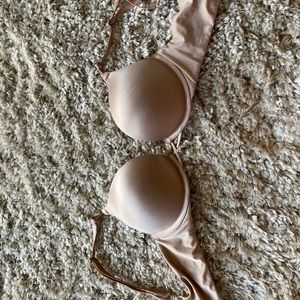 Victoria Secret Bombshell push up bra